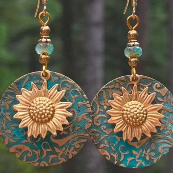 Jewelry - Vintage-inspired Rustic Bohemian Circular Disc Sunflower Earrings - Teal green